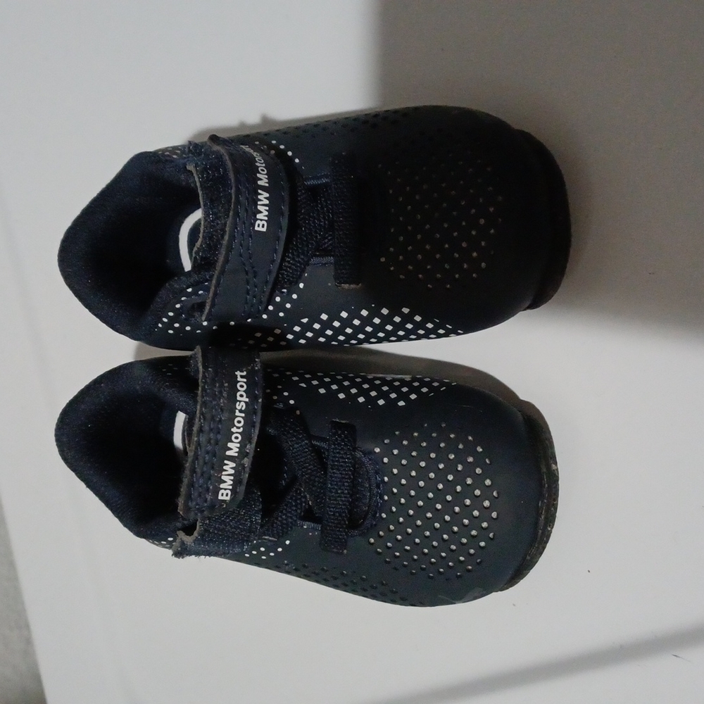 Puma kinder fit sneakers, dark blue, with BMW Logo n the velcro